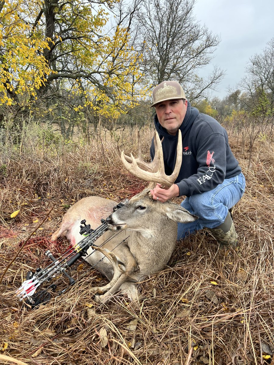 TylerOsborn27's tweet photo. Got it done this morning https://t.co/tpzpkdNFDX