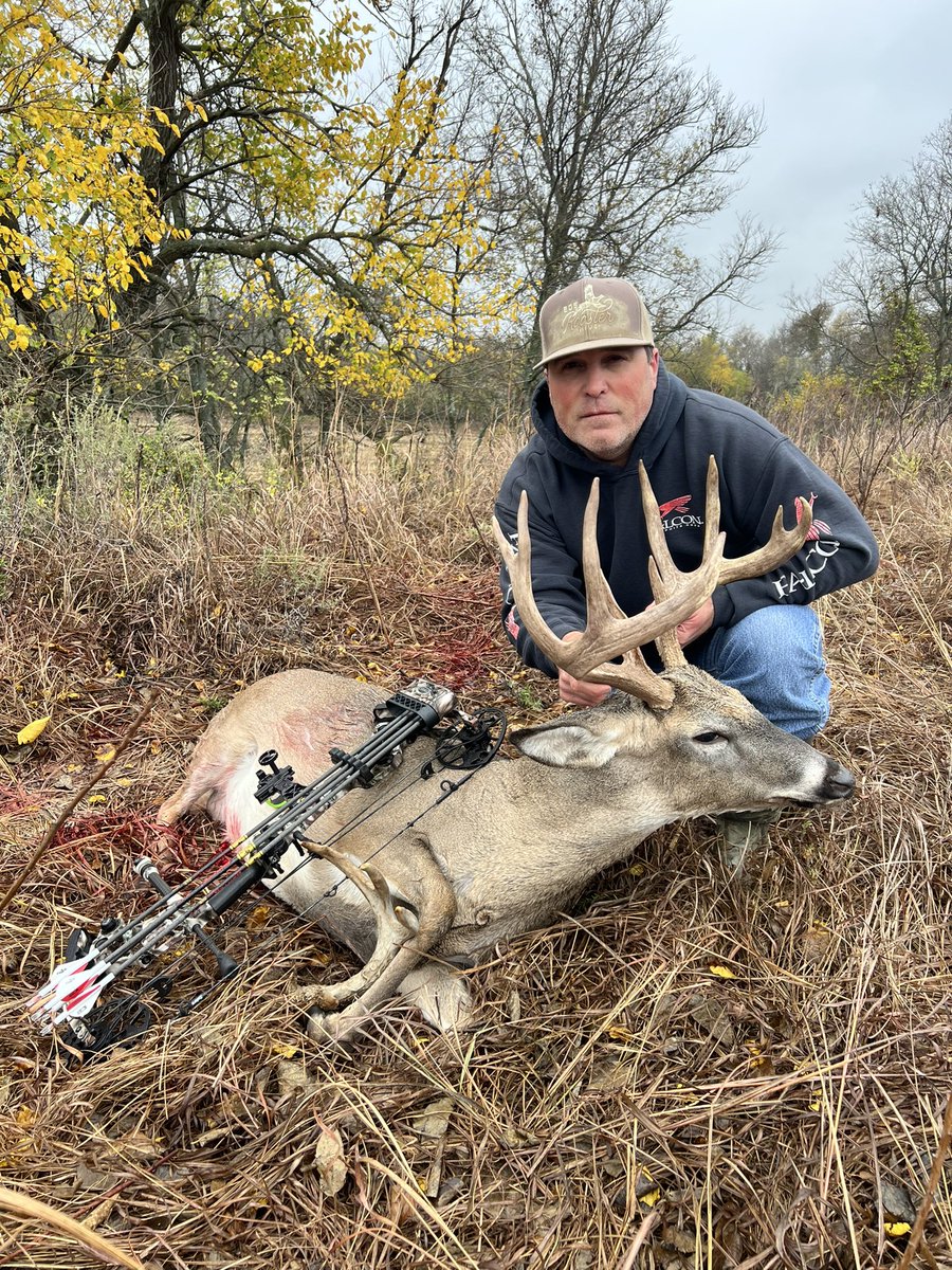 TylerOsborn27's tweet photo. Got it done this morning https://t.co/tpzpkdNFDX