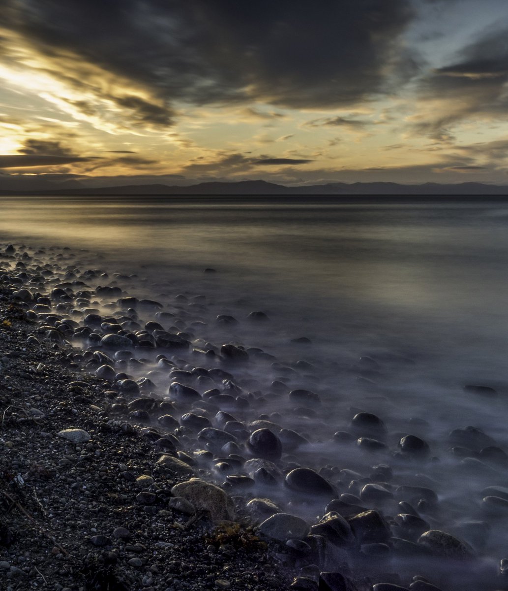 Point Holmes #sunrise Comox, BC, Canada #photography #ThePhotoHour #longexposure #longexposurephotography #goodmorningeveryone