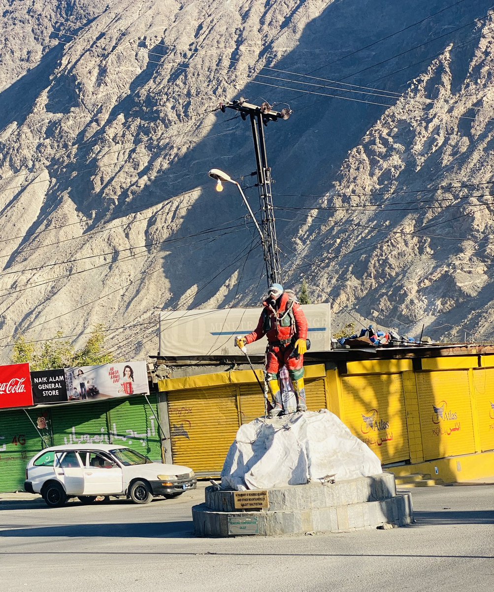 atiq576's tweet photo. A monument in the memory of Muhammad Ali Sadpara and other mountaineers on the MP chowk in Gilgit. Chowk is renamed as Sadpara chowk as well. https://t.co/L1v8bO6QqQ