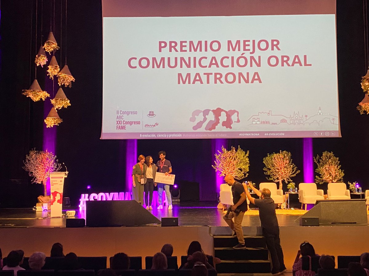 matronaconv's tweet photo. Muy orgulloso de haber recibido el premio a la mejor comunicación oral, después de haber podido ver los trabajazos de otras compañeras matronas 🥳🤩
#FAME #SOYMATRONA #XXICongresoFAME2023 @ComaresB @fame_matronas https://t.co/9z8hGIVCfE