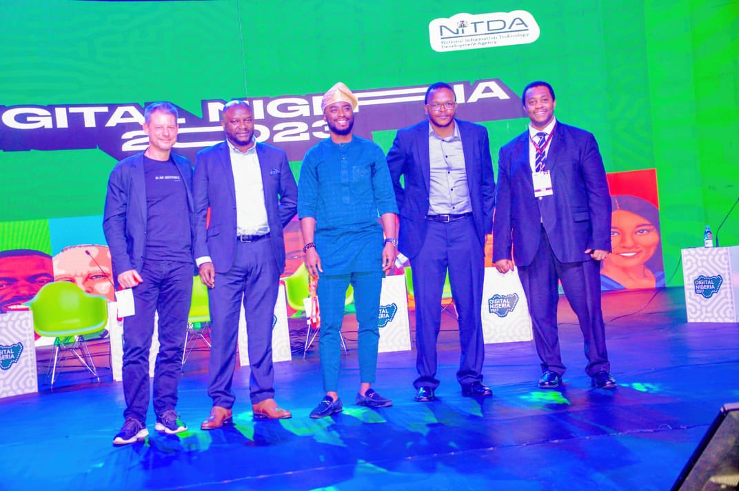 It was a pleasure to meet with <a href="/KashifuInuwa/">Kashifu Inuwa Abdullahi</a> the Director General of <a href="/NITDANigeria/">NITDA Nigeria</a> and other visionary thought leaders to discuss the next phase of Nigeria’s development as a global tech powerhouse. 

#DigitalNigeria #Tech #DigitalTransformation #TechLeaders 

<a href="/Periculumdotio/">Periculum</a>
