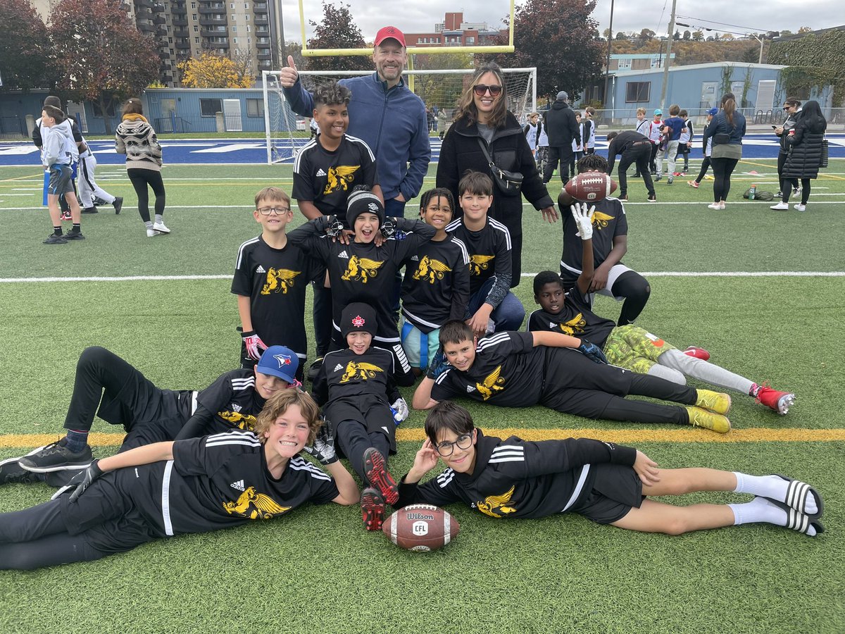 Go Gryphons! Junior Boys scorched the @CYO_HAMILTON field this morn! Thanks Coach Taylor and Coach Colamartini! <a href="/HWCDSB/">HWCDSB</a>