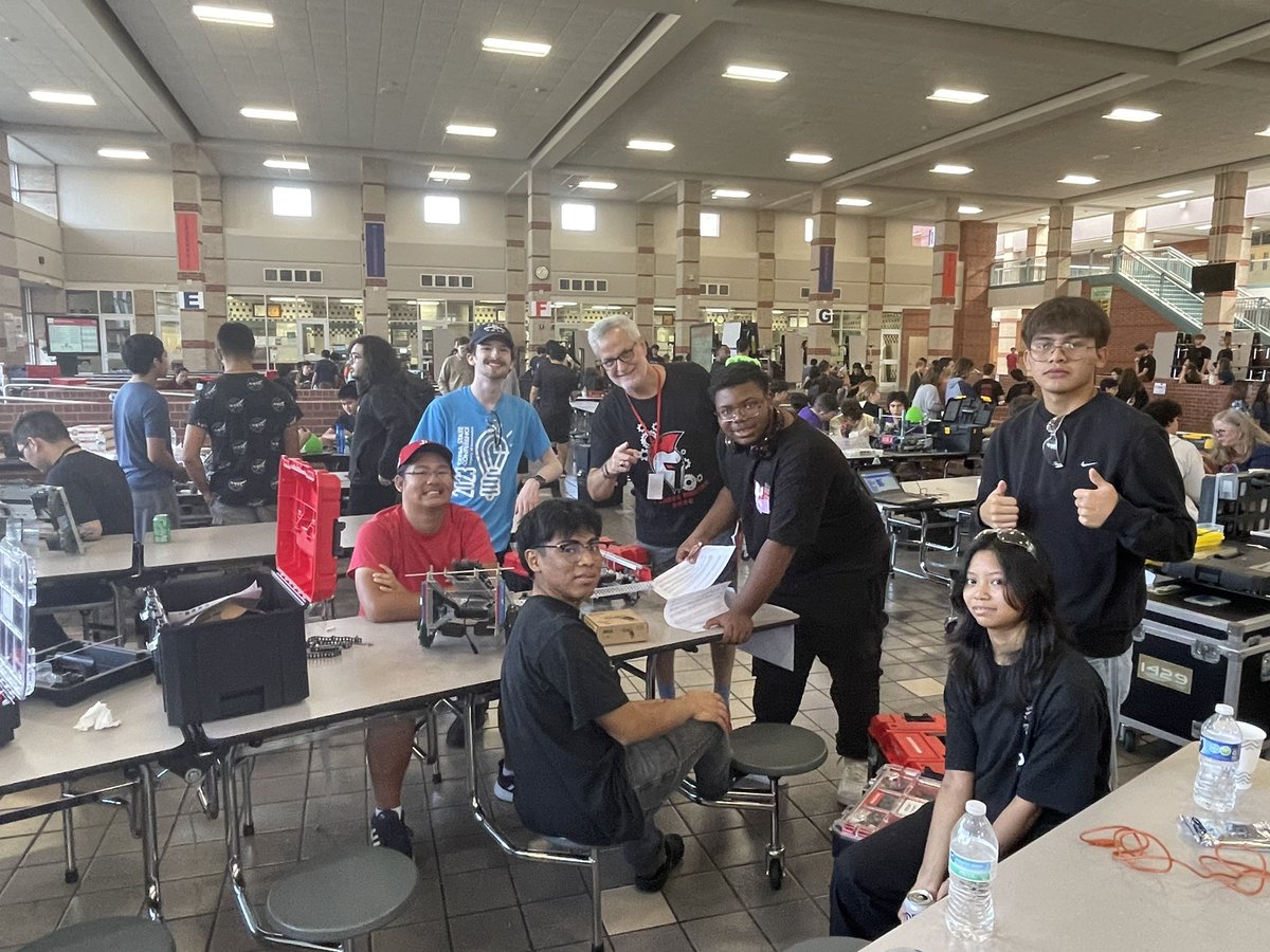 mark.williams@cfisd. tweet media