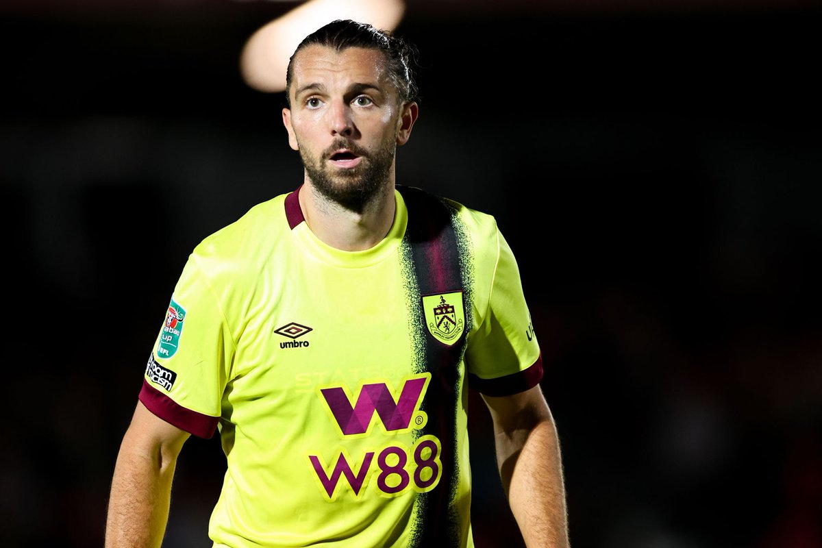 VAR took over 5 minutes to check Jay Rodriguez’s disallowed goal against Bournemouth. On-field decision was Offside, first VAR check was Onside, final VAR check was offside.

Get a grip. ☠️