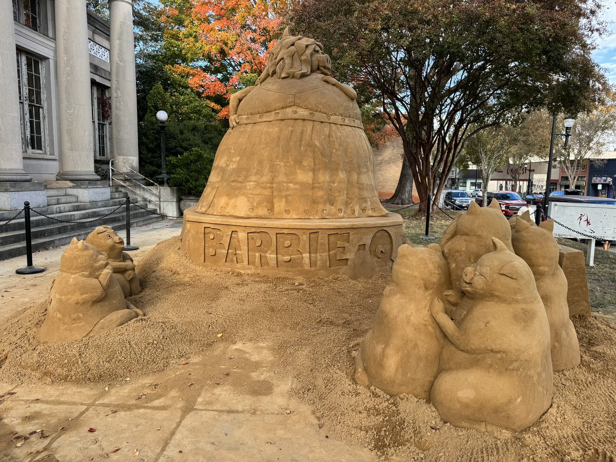 parkss12's tweet photo. Check out BARBIE-Q! 39th Lexington @barbecuefest today! #lexingtonnc #worldsbestq #pitcookedtoperfection #lexingtonstyle #firedup https://t.co/u7N76BH150