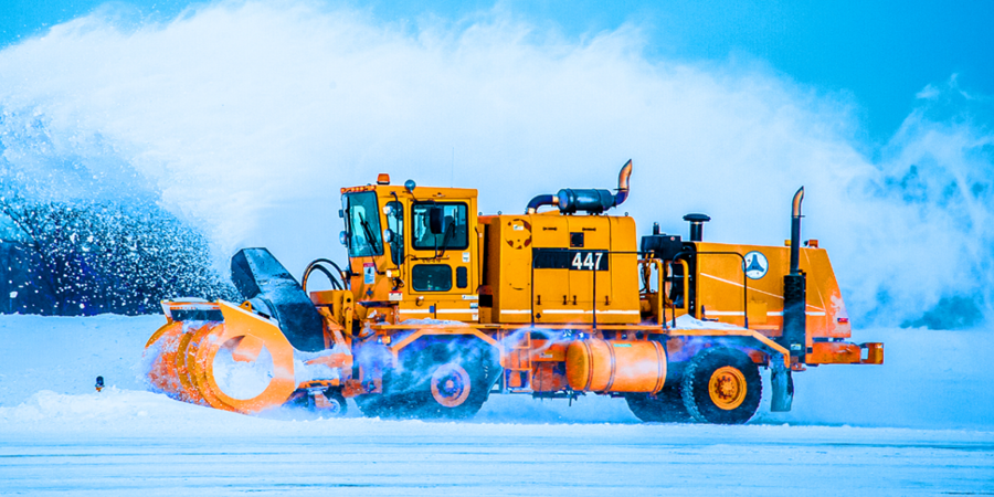 mspairport's tweet photo. .@MSPAirport's world-class team is dedicated to keeping travelers safe in all weather conditions, even the toughest snow events!" #ReadyforSnow https://t.co/62weEG4BIl