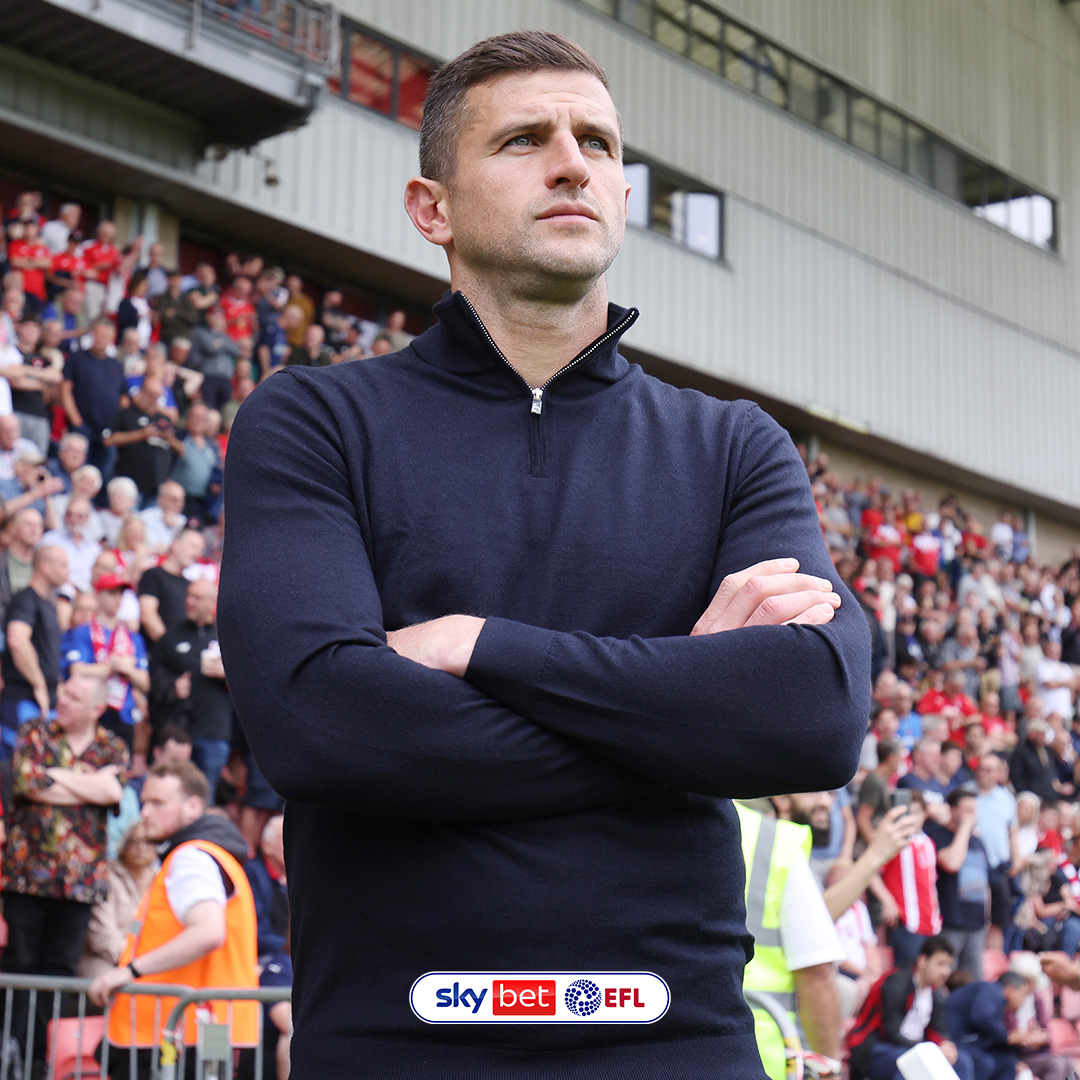 Sky Bet (@skybet) on Twitter photo Top of <a href="/SkyBetLeagueOne/">Sky Bet League One</a> with 35 points 🔥
17 of those points have now come from losing positions 🤯
<a href="/Pompey/">Portsmouth FC</a> simply refuse to give up the <a href="/EFL/">EFL</a>'s longest unbeaten run 🔵👏 Top of <a href="/SkyBetLeagueOne/">Sky Bet League One</a> with 35 points 🔥
17 of those points have now come from losing positions 🤯
<a href="/Pompey/">Portsmouth FC</a> simply refuse to give up the <a href="/EFL/">EFL</a>'s longest unbeaten run 🔵👏