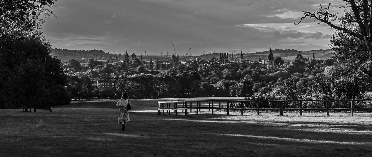 MBuntingPhoto's tweet photo. 20231024 - Oxford in Monochrome - From South Park, looking west to the centre of Oxford. #oxford #oxfordshire #urbanphotography #landscapephotography #blackandwhite #blackandwhitephotography #monochrome https://t.co/ANaMTKAnDn