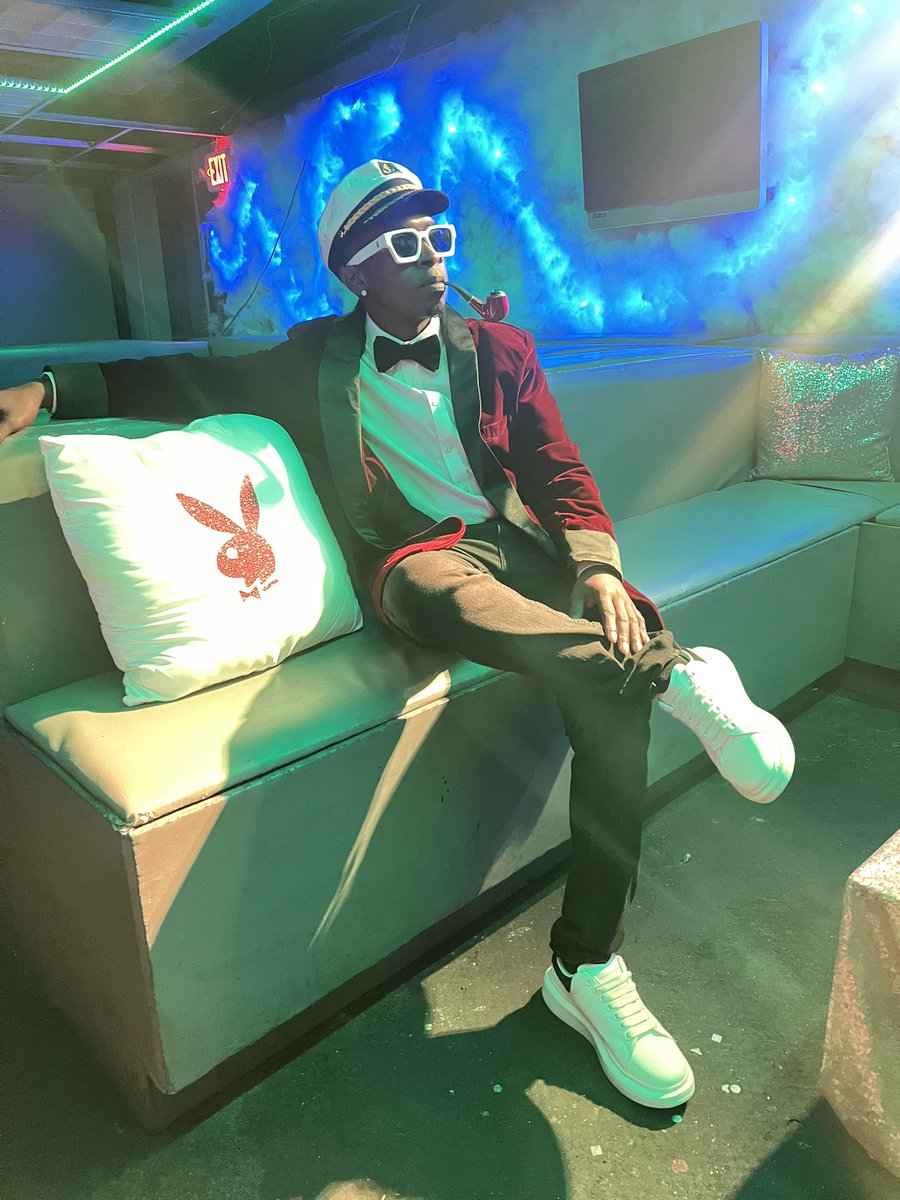 DjPugh2HARD's tweet image. Pugh Hefner ™️  #TheBig1