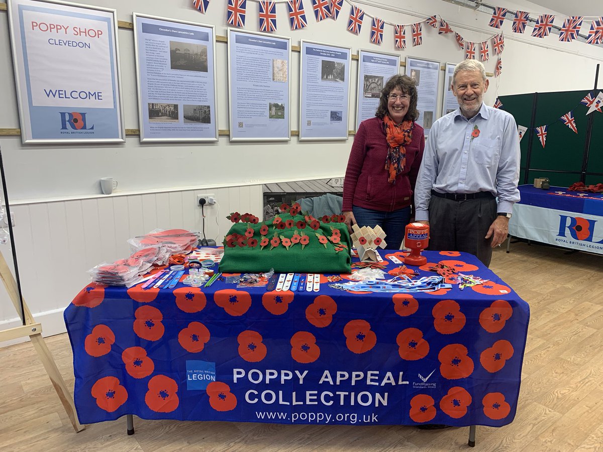 The pop-up #PoppyAppeal shop in #Clevedon is up and running thanks to a generous freeholder and a group of passionate volunteers. #FWW local history panels courtesy of walkingthebattlefields.com