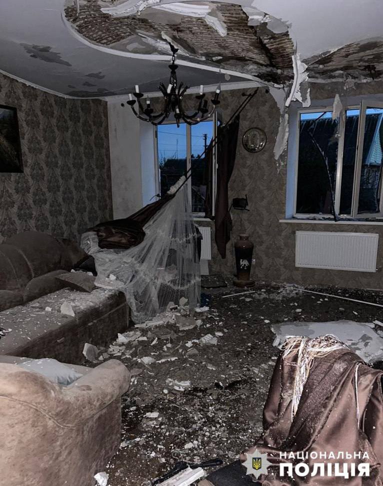 JayinKyiv's tweet photo. Friday night at home when Russia is your neighbor.

Zaporizhia https://t.co/bNtyNnfQuM