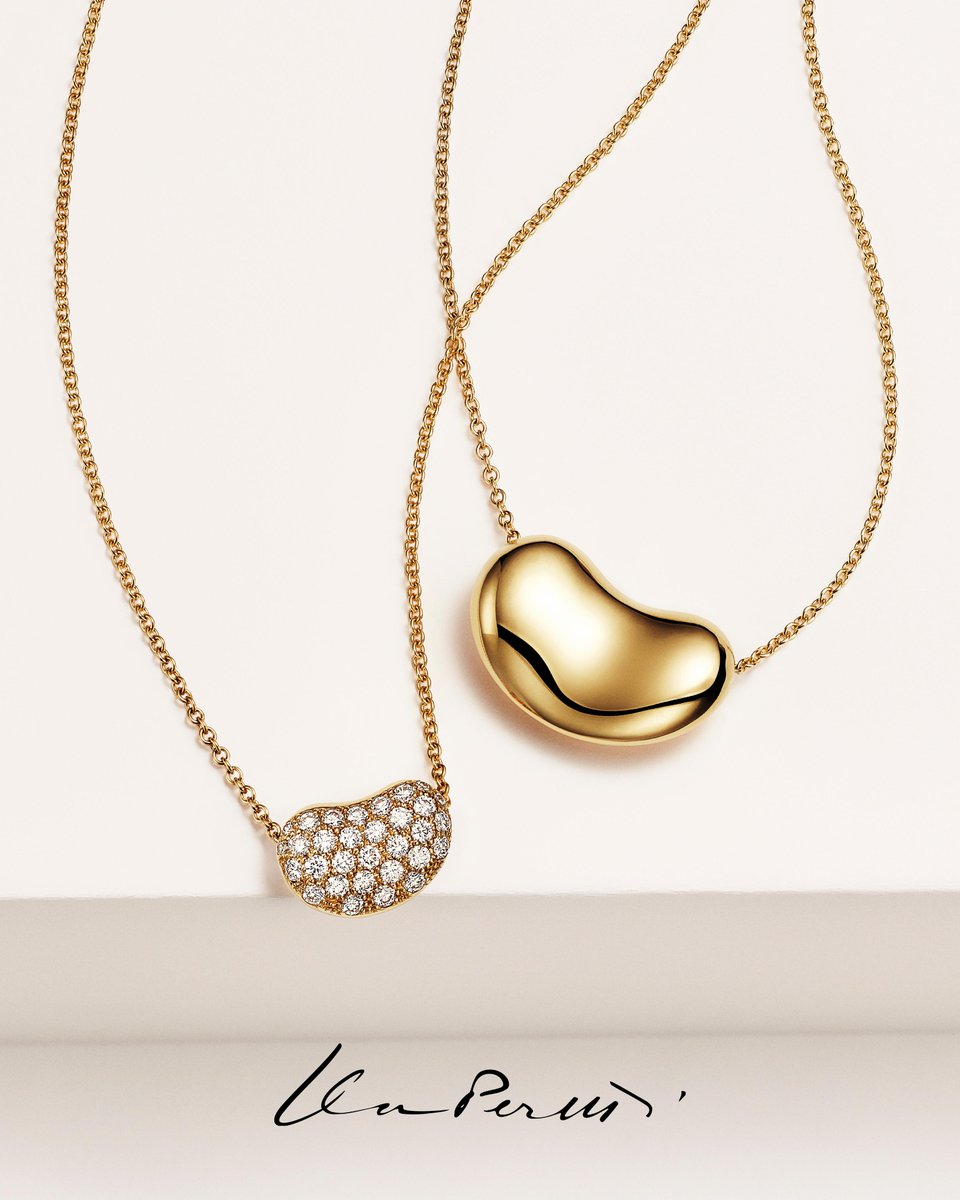 TiffanyAndCo's tweet photo. A talisman of new beginnings, as timeless as nature itself. Hand-set pavé diamonds follow the smooth contours of these 18k yellow gold Elsa Peretti® Bean® designs. Discover more: https://t.co/r9IGU9hxvw #ElsaPeretti #TiffanyAndCo https://t.co/UkSk6JNCOV