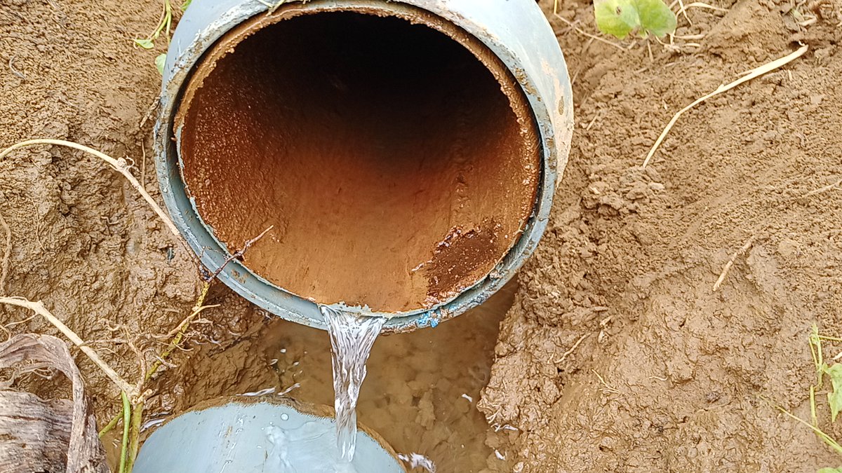 estrucmelca's tweet photo. ESTRUCMELCA

El servicio de limpieza posee un equipo especializado y técnico para poder realizar la limpieza de tubería de drenaje subterráneo y riego, cumpliendo con la normativa de prevención de seguridad industrial. https://t.co/wf2zl90Fjj
