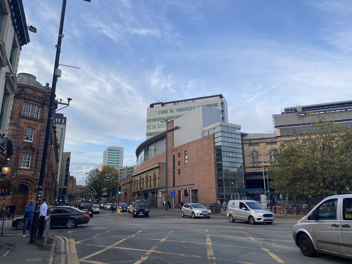 jensymesy's tweet image. Great time at #progfest for @scouts programme volunteers, supporting @JakeV_Scouting &amp;amp; @niravbipinpatel ☺️ so much enthusiasm for #squirrelscouts and it’s always great to be back up north ❤️🐝 well done @alanbenno and @ScoutsOllie for organising!