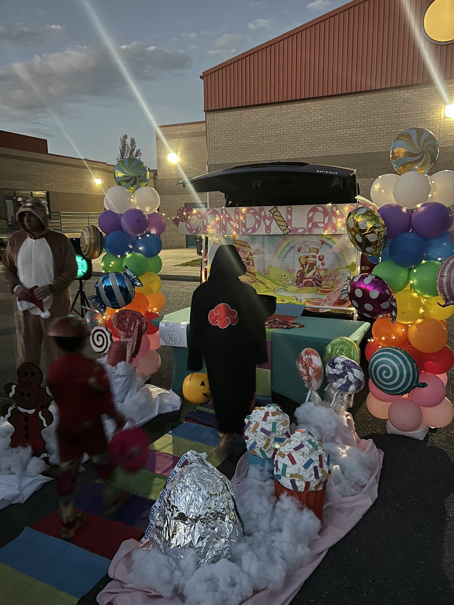 Lexie Kun tweet media