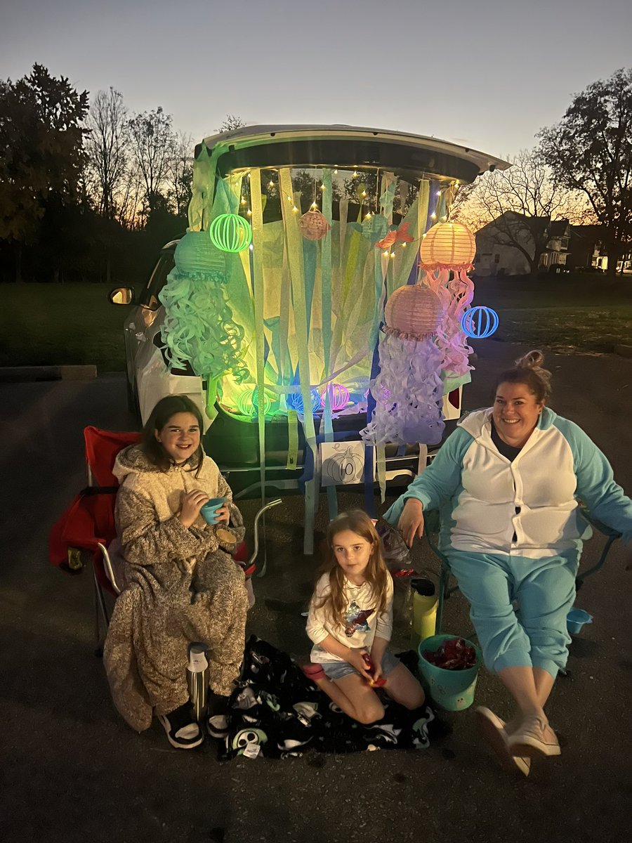 Lexie Kun tweet media