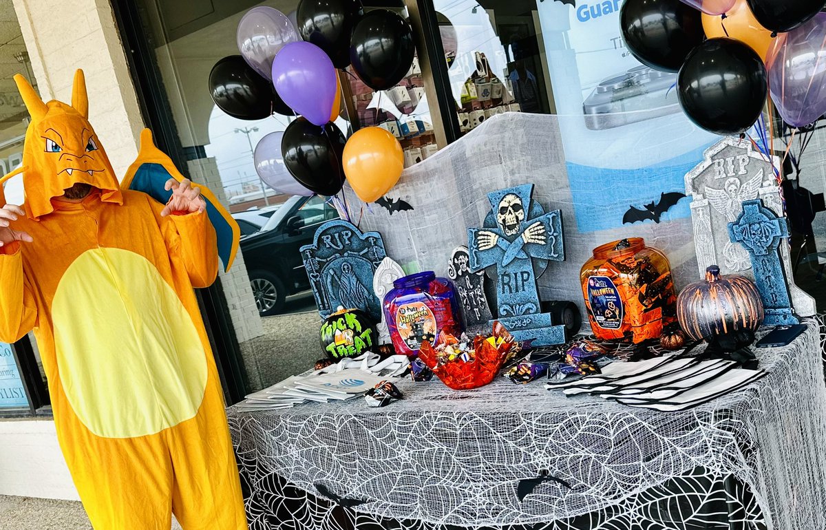 Just participating in the Stadium Park Shopping Center Trick or Treat for the kiddos.