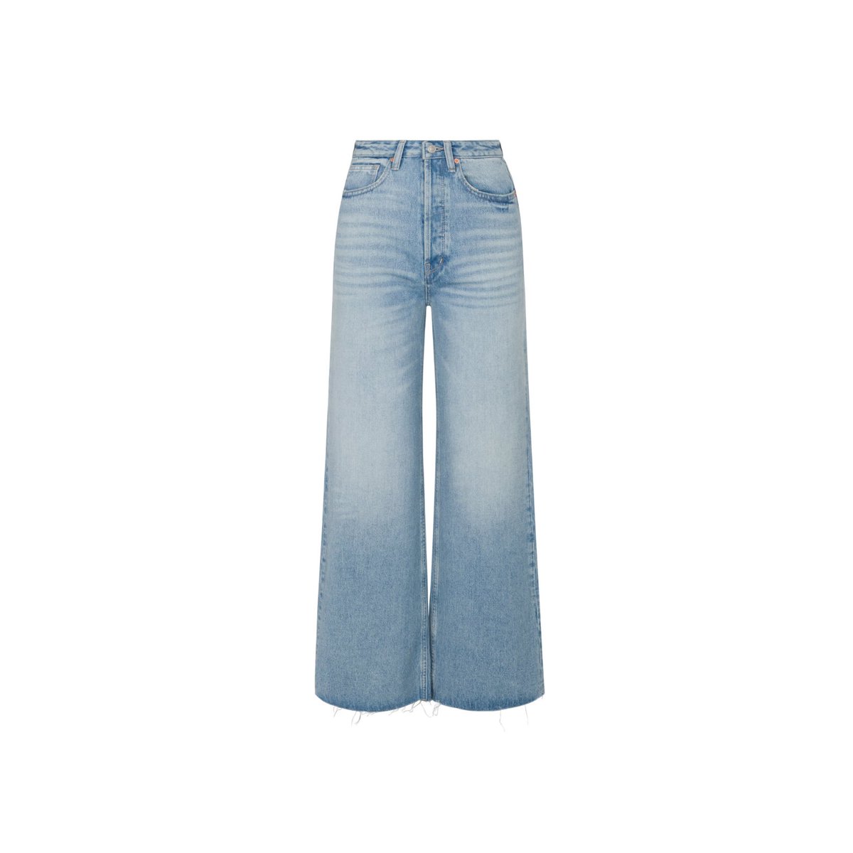 stylistgall's tweet photo. 4 fall looks with 1 white t-shirt &amp;  jeans ; 🪡 https://t.co/ajkmr0TVqo