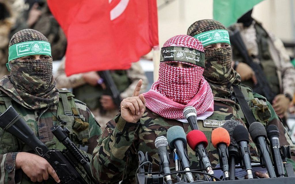 [TERKINI] Abu Ubaidah:  Kami melihat Pertolongan Allah dalam perang ini dengan seorang mujahid memusnahkan tiga kereta kebal tentera dan tentera penjajah melarikan diri di hadapannya dalam keadaan panik.

Sumber : Briged Al Qassam