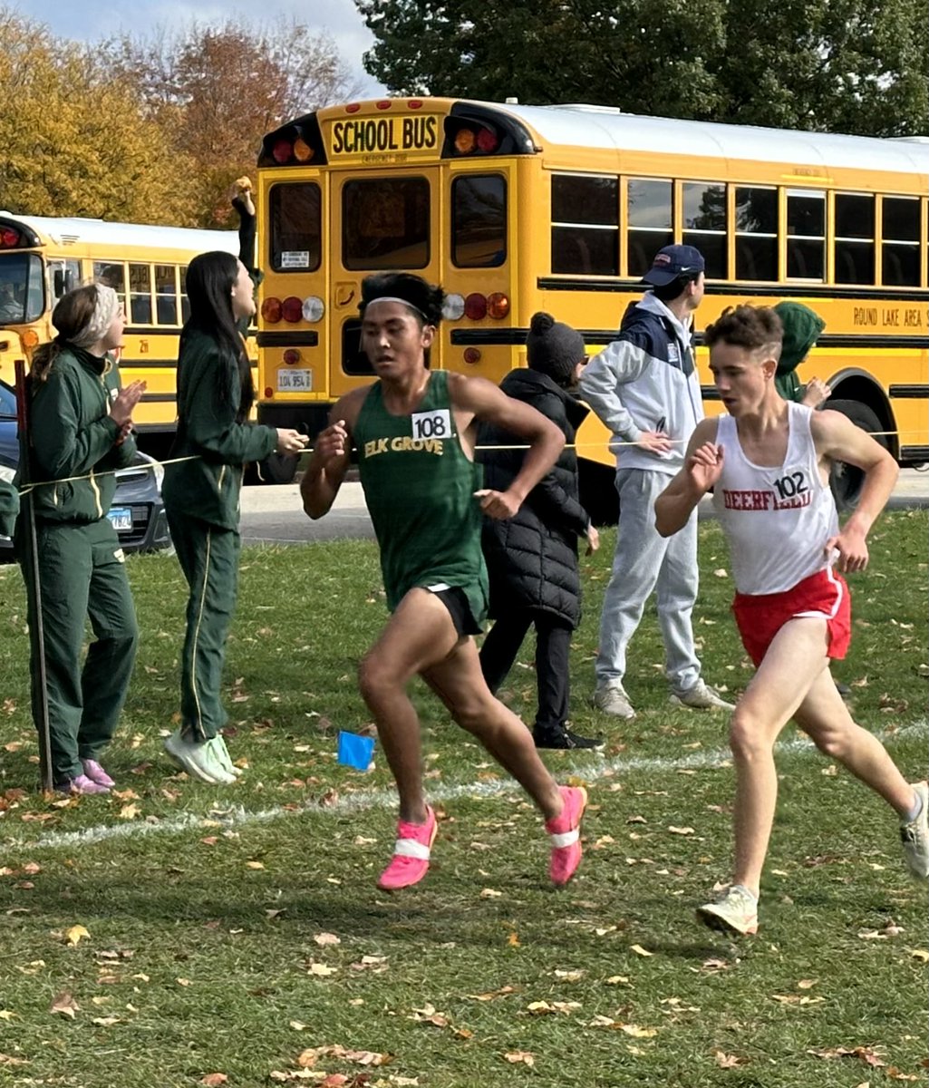 Bayani running strong though the mile mark!