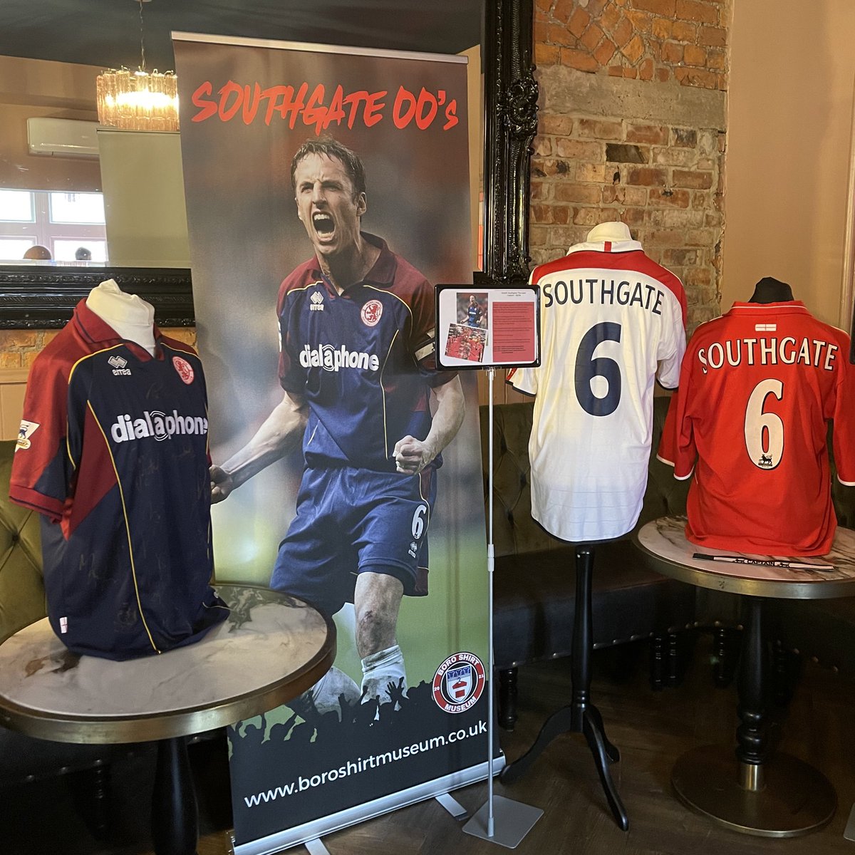 📸 | Some photos from today’s ‘Captains’ exhibition @BloomTees. Massive thanks to everyone that popped in for look / natter, it’s always a pleasure to chat about sweaty shirts.