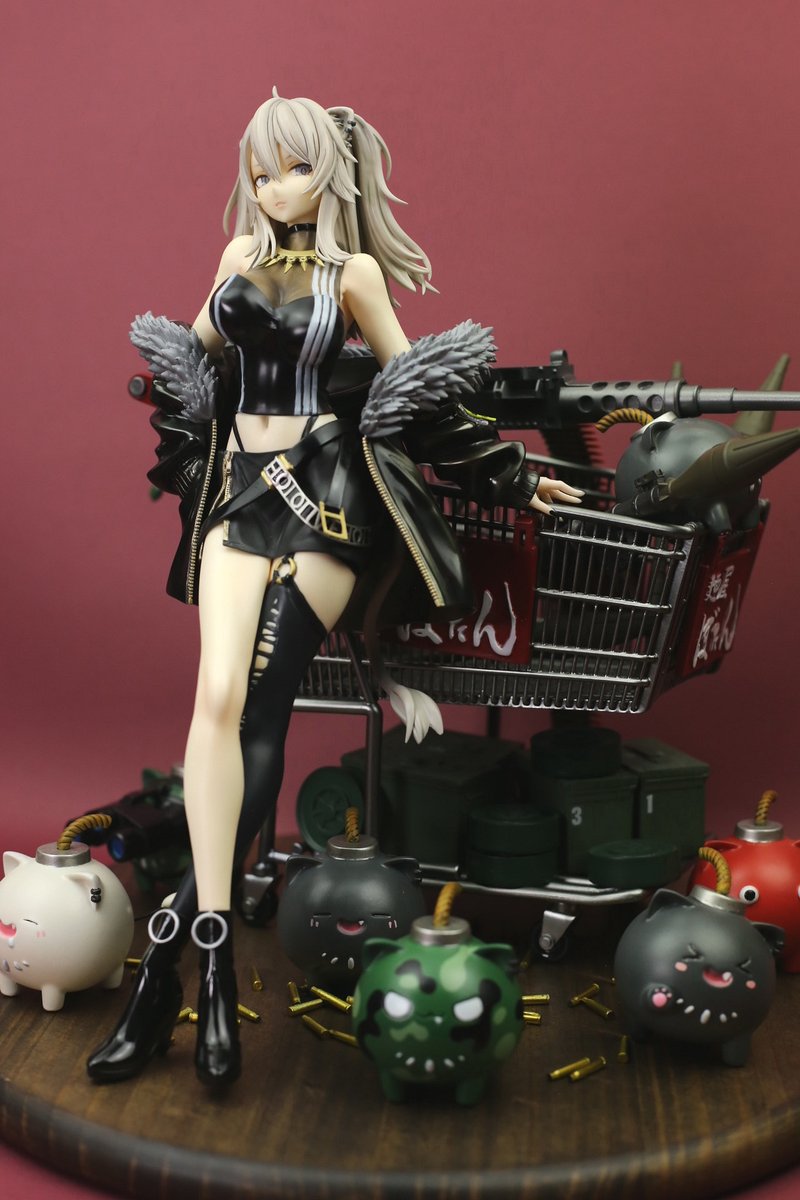 sirisiri29's tweet image. ガレージキット　ホロライブ　獅白ぼたん　完成♪

ディーラー　フジヤマサンカクさん　

瞳は付属のデカールを使用して段差消し後に　アイシャドウを吹いて仕上げてます　カッコいいぼたんちゃんをイメージして塗装してみました

＃ガレージキット　＃獅白ぼたん　＃ホロライブ