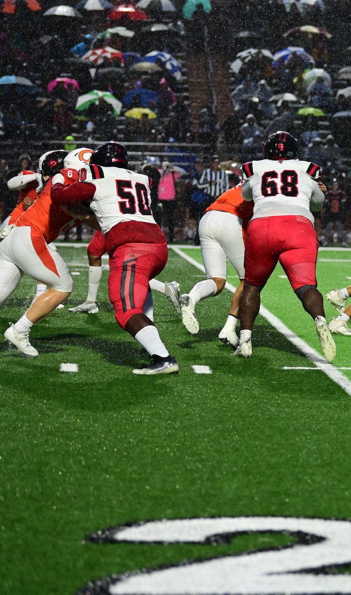 BigMTG50's tweet image. Enjoying a great Saturday will be at gvsu to watch their homecoming game can’t wait!! ⚓️🔵⚫️ @marty_martens82 @gvsufootball @GVSU_FBRecruits @CoachVitzthum @CoachPostmaGV @CoachZeekGVSU @CoachRumz58