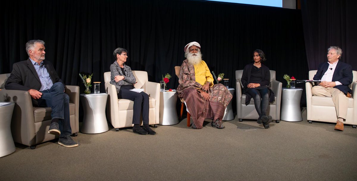 SadhguruJV's tweet photo. @NCCIH_Director @emeranamayer @AterahNusrat In the yogic system, the spine is the most important because it is the basis of Experience and Perception. Today, with the focus on the brain, Humanity will pay a serious price. -Sg  #SCCPConference #HarvardConsciousness @NCCIH_Director 
@emeranamayer 
@AterahNusrat #PeterWayne https://t.co/NsVy7lIuBa