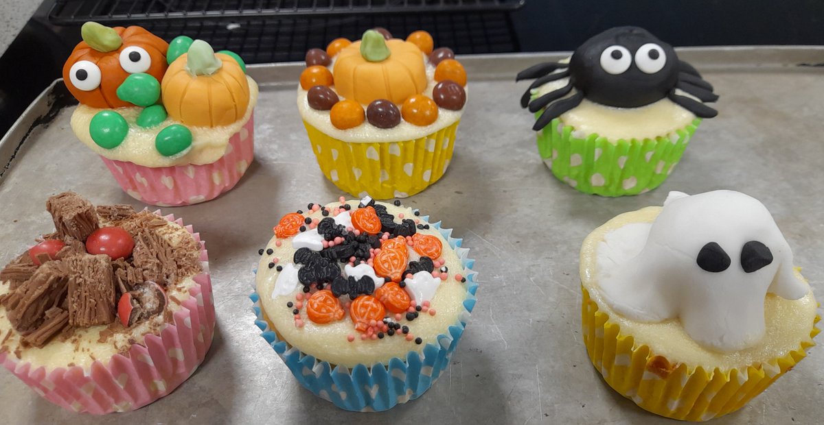 MCS_DT's tweet photo. Nothing scary about about these spooktastic cupcakes created by our YR11 caterers. https://t.co/VO8WaJfc9j