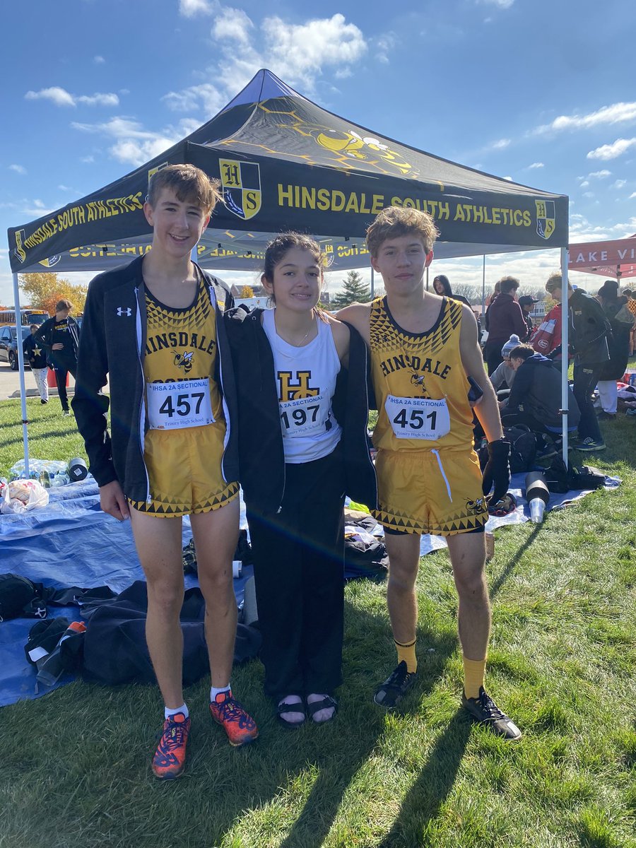 IHSA Cross Country Sectional
Congrats to Annabella Ramirez, Wojteck Gilarski &amp; Andrew Peterson for qualifying for the IHSA State Finals!