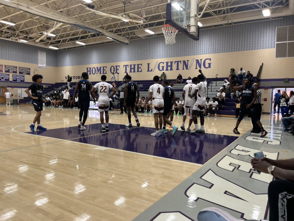 Another game littered with high-level talent @JayemMarshall vs @McNamaraHoops ‘24 Damon Thompson Jr. (JMU) ‘25 Marcus Jackson ‘26 Qayden Samuels ‘26 Prince-Alexander Moody ‘25 Aiden Argabright ‘26 Latrell Allmond ‘26 Jalyn Collingwood