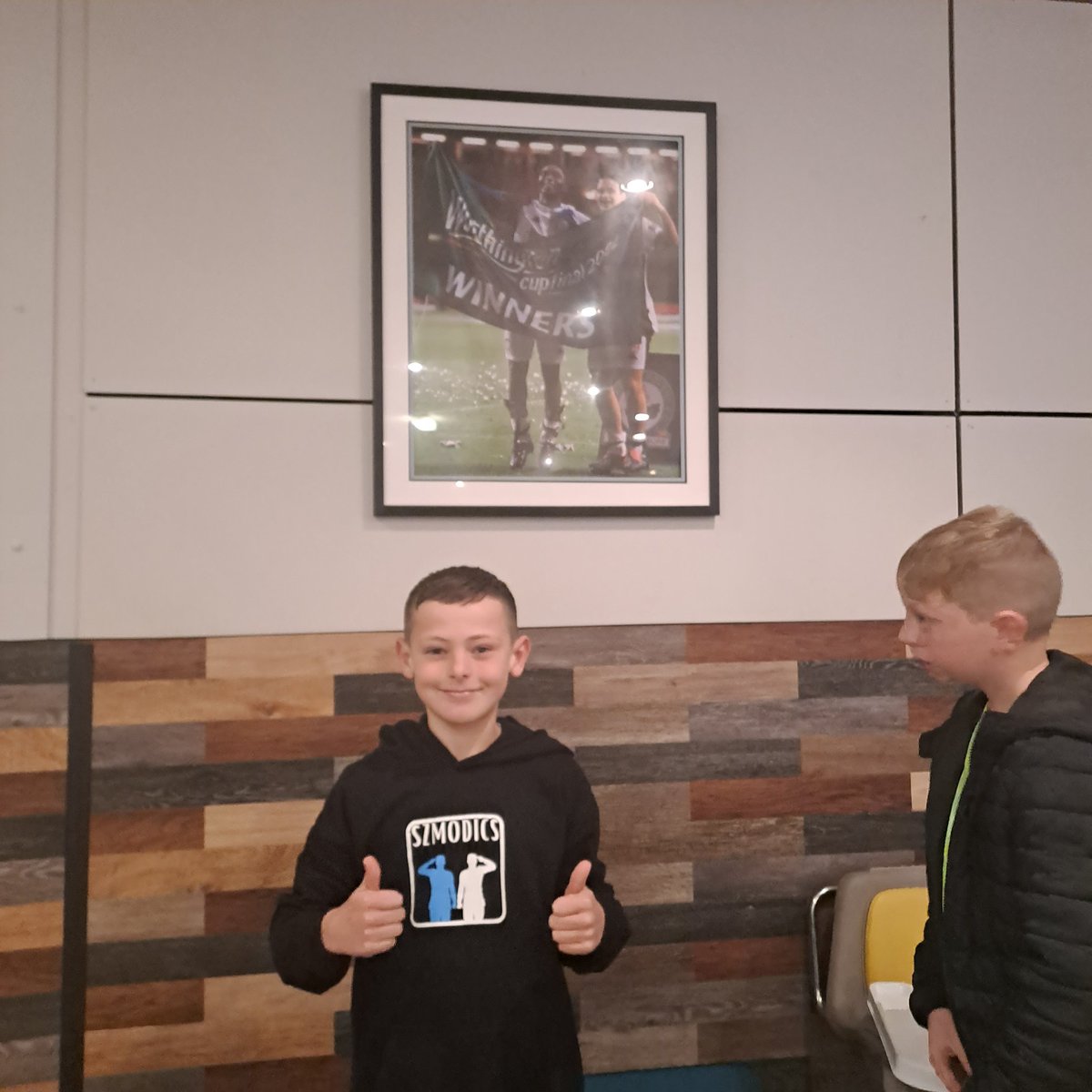 StephanieNight6's tweet photo. Farmer Thomas at the @Rovers in his new @SamSzmodics merchandise courtesy of @Footy_Fits  #rtid  #Rovers #farmyarmy #FootballFocus  #szmodicsrules https://t.co/jqynJvNHiv