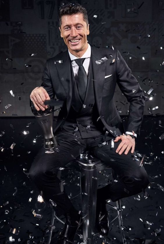 dailyrl9's tweet photo. Wesołego sylwestra, aby wszystko poszło po waszej myśli w nowym roku😉😉 https://t.co/kEhyrSpaJ3
