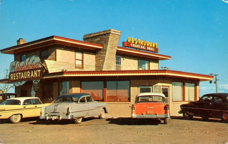 olduslife's tweet photo. Nostalgic Photos Provide a Fascinating Look at American Restaurants from the Late 1950s and 1960s
#VintageRestaurants #RetroDiners #GoogieStyle #AmericanCulture #PostWarEraππ
