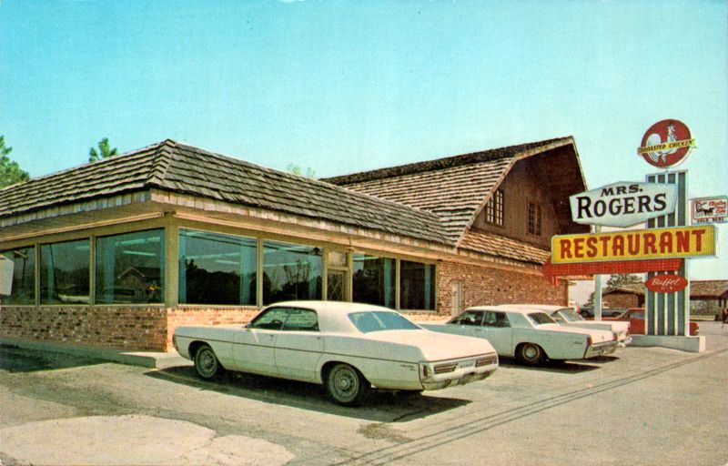 olduslife's tweet photo. Nostalgic Photos Provide a Fascinating Look at American Restaurants from the Late 1950s and 1960s
#VintageRestaurants #RetroDiners #GoogieStyle #AmericanCulture #PostWarEraππ