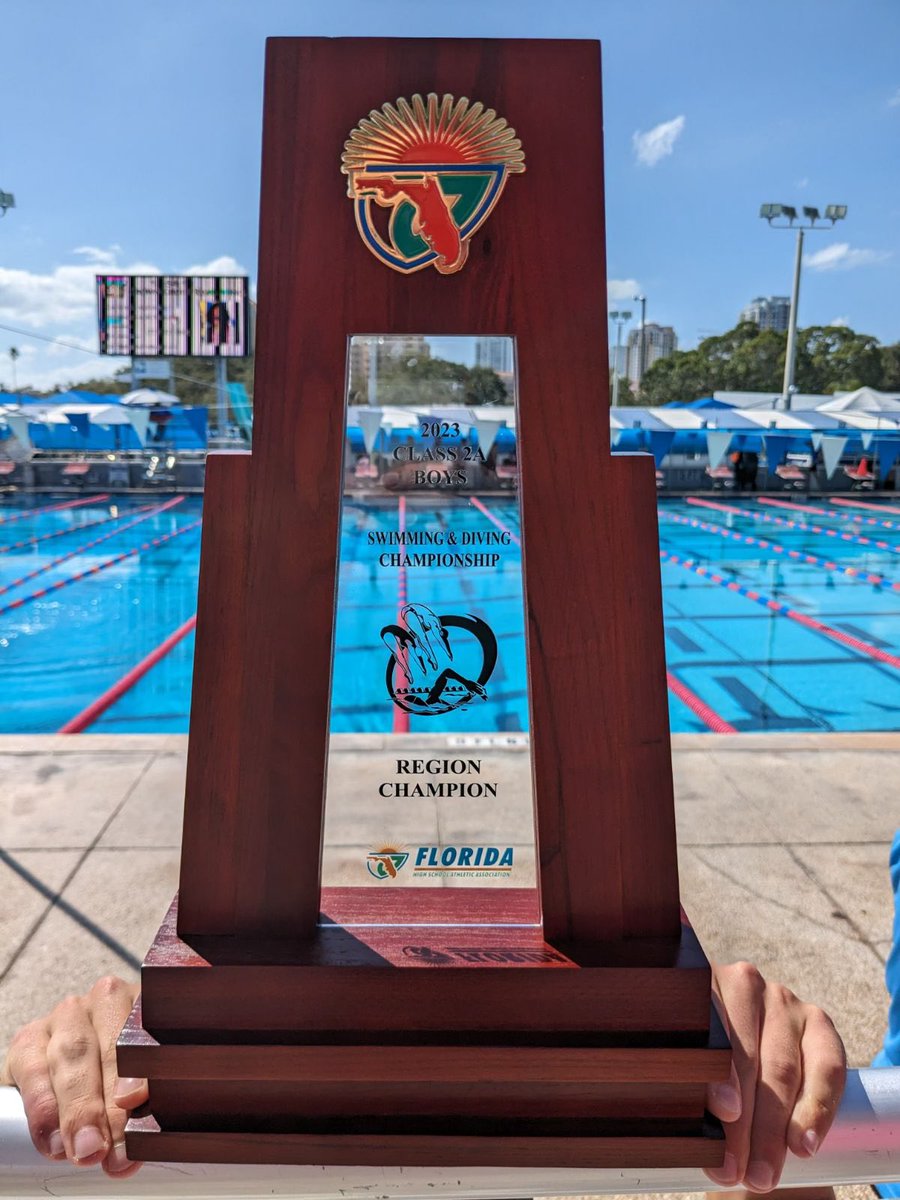 Congratulations to our Boys Swim team for being Regional Champs!!! Moving on to States!!! 💪🏽