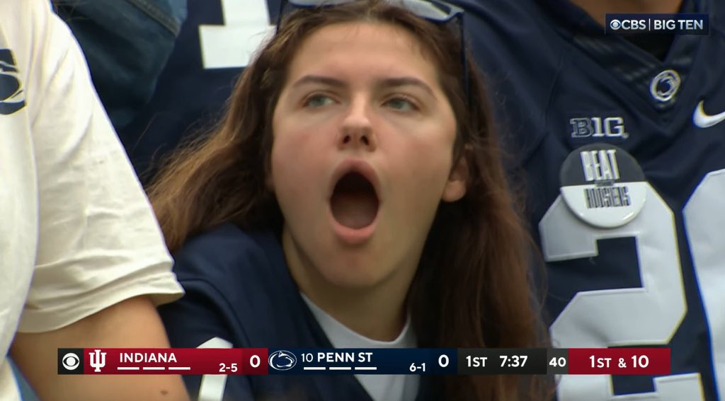 barstoolsports's tweet image. When I show her my Costco membership card