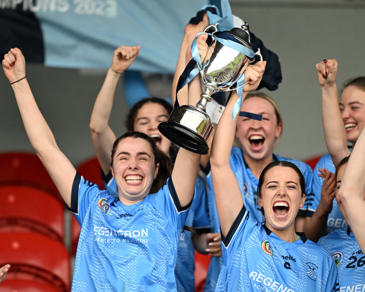 ClareEcho's tweet photo. Truagh/Clonlara win senior championship for first time https://t.co/VukKVumigd | @HayesLissy https://t.co/IsDveBN3qD
