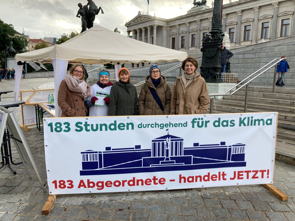 Klima183's tweet image. Rückblick auf Tag 7 / 27. Oktober: ein Tag geht noch ab.
klima183.at/rueckblick-tag…
#183stundenfuerdasklima #Klimaschutzgesetz #klimakrise #KlimaschutzJetzt