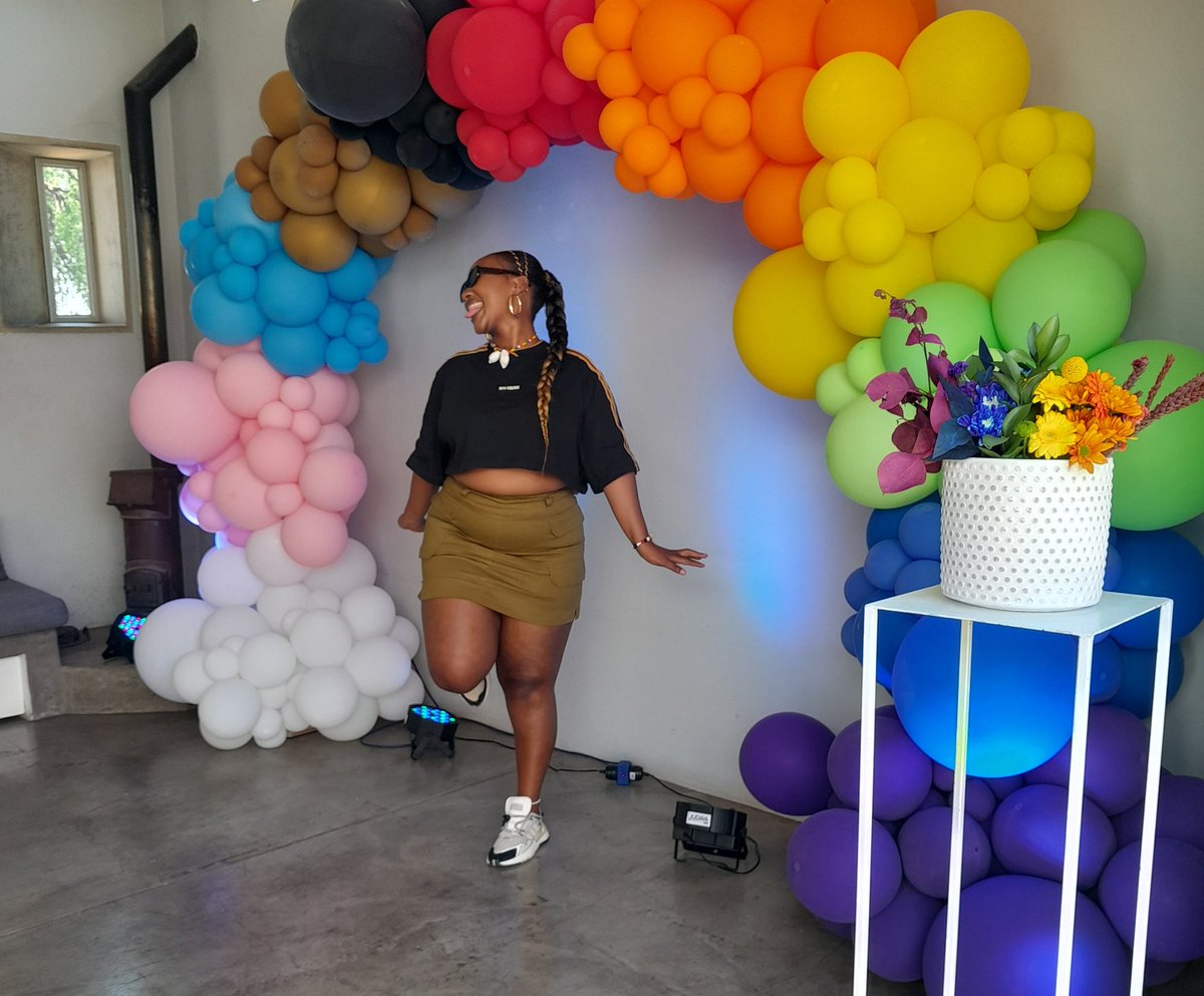saucybeanitunzi's tweet photo. Arg, what a wonderful event! #liveoutproud https://t.co/FP2Ydgtk7G