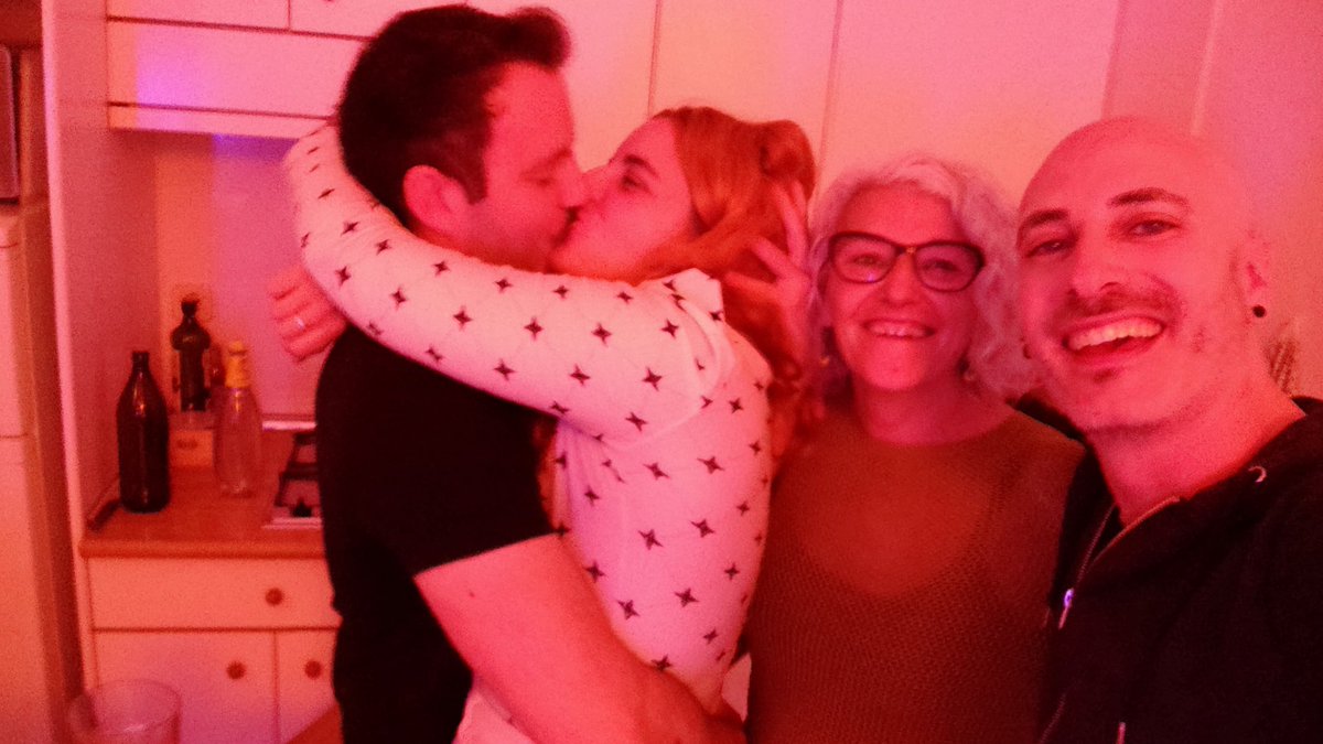 ❤️🔥 Dunder Mifflin, this is Pam ❤️🔥 tweet media