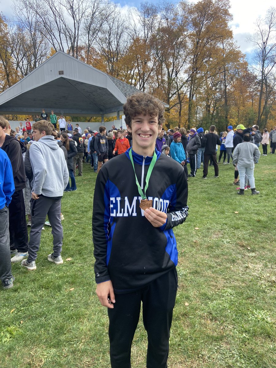 ElmwoodRoyals's tweet photo. Big Congratulations to Jakob Zibbel finishing 16th and qualifing for the State Cross Country Championships next Sat!  #goroyals #WeAreElmwood @BVC_sports @OHSAASports 👀 p https://t.co/ojhBXGnra1