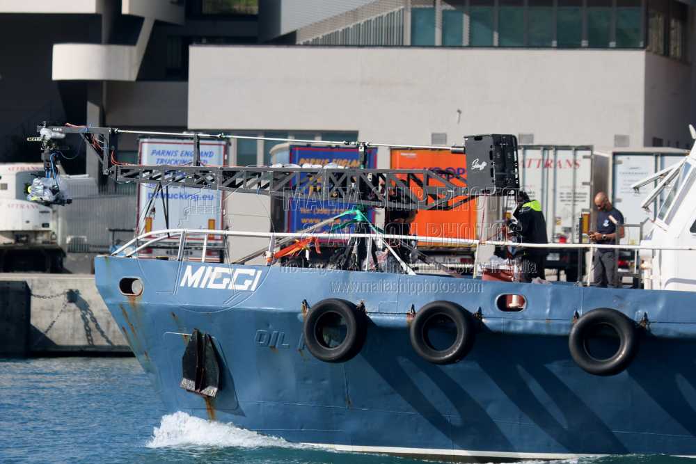 Shipguru's tweet photo. #MiggianiOffshore #utilityvessel #MIGGI during #filming at #grandharbourmalta - 25.11.2022 - https://t.co/nfgboxc3g3 - NO PHOTOS can be used or manipulated without our permission https://t.co/Hrcwo1b0GI