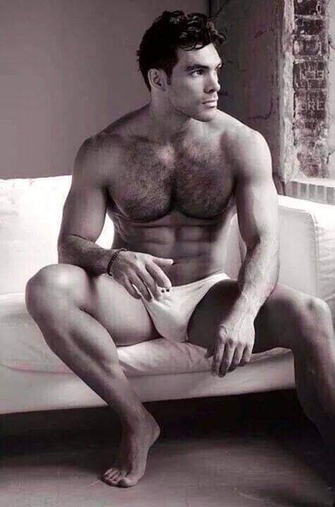 yyftd's tweet photo. Here's Your Yum Yum For The Day.
#yumyumfortheday #beefcake #sexyguy #hotmenofinsta https://t.co/IzVuRrbdJh