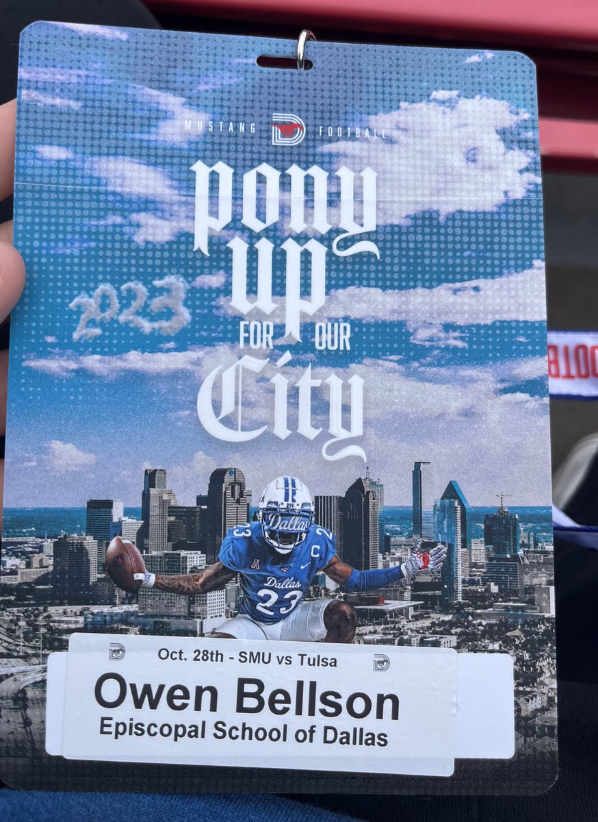 Owen_Bellson's tweet photo. Thanks for the invite @SMUFB I had a great time watching the game @alexm_brown @FootballESD @JGierkey @nick_wheelerr7 https://t.co/FTty0W23ZD
