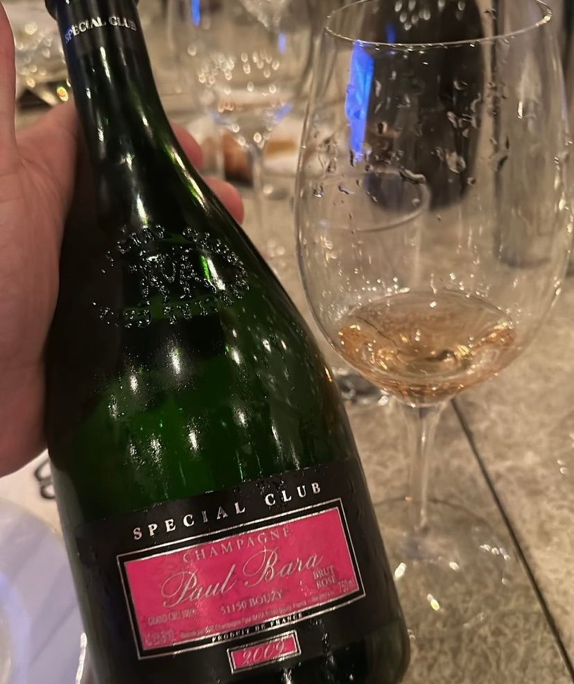 RareWineGroup's tweet photo. Spécial Club is a unique Champagne that is only made in exceptional years👌🏻 Have you tasted anything from Paul Bara?
#champagne #paulbara #specialclub #rarewine https://t.co/PRzVkcodUj