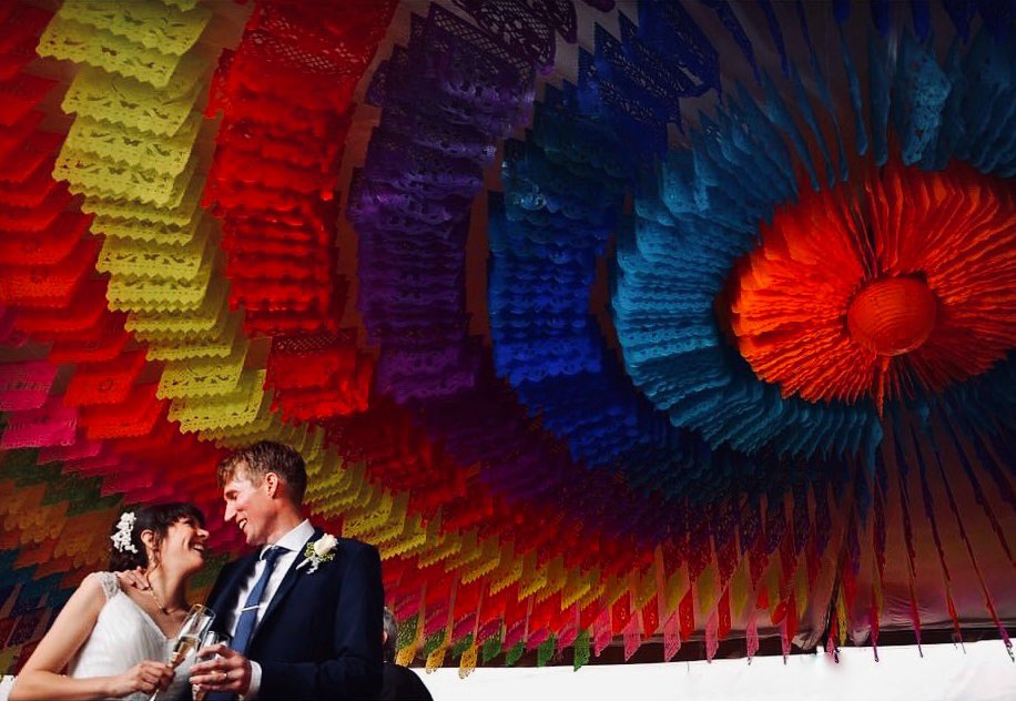 CaliroFilms's tweet image. Feliz aniversario A+B 🫀 

#Tellingstories #Calirofilms #lovestory #weddinginspiration #photo