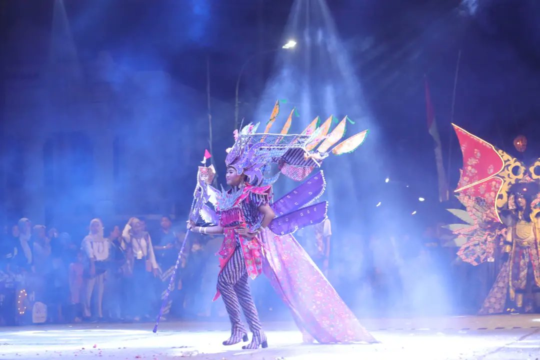 pkl_diskominfo's tweet photo. PEKALONGAN BATIK NIGHT CARNIVAL 2023.

DI HAL MUSEUM BATIK KAWASAN BUDAYA JETAYU KOTA PEKALONGAN,SABTU(28/10/2023). https://t.co/ULVWhHurVA