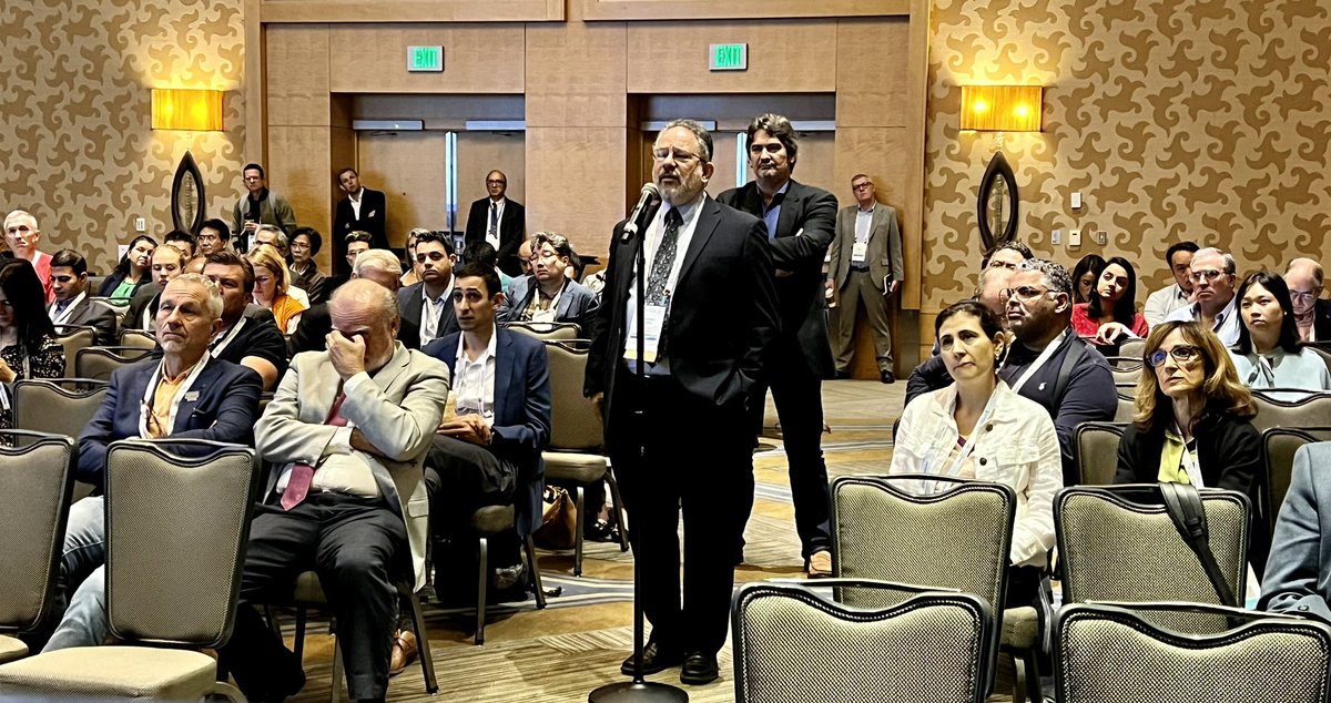 meier_raphael's tweet photo. Honored to chair an enlightening session on beta cell replacement advancing towards the standard of care. Grateful for the expert speakers sharing their insights on #pancreas and #islet #transplantation! π©Ίπ¬ #TransplantInnovation #BetaCellReplacement @IPITAgroup @IPITA_YIC https://t.co/j3cZZPkHhd